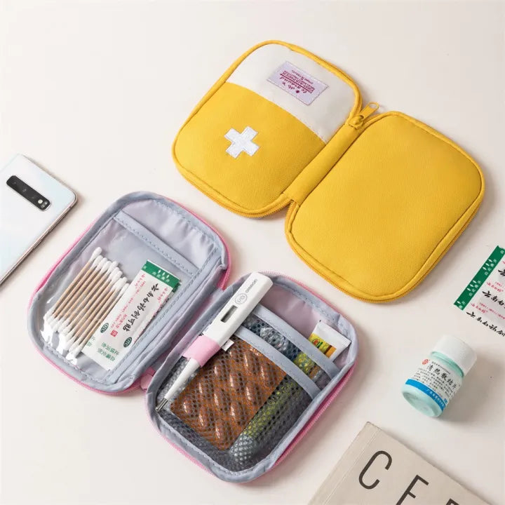 Portable Emergency First Aid kit Bag